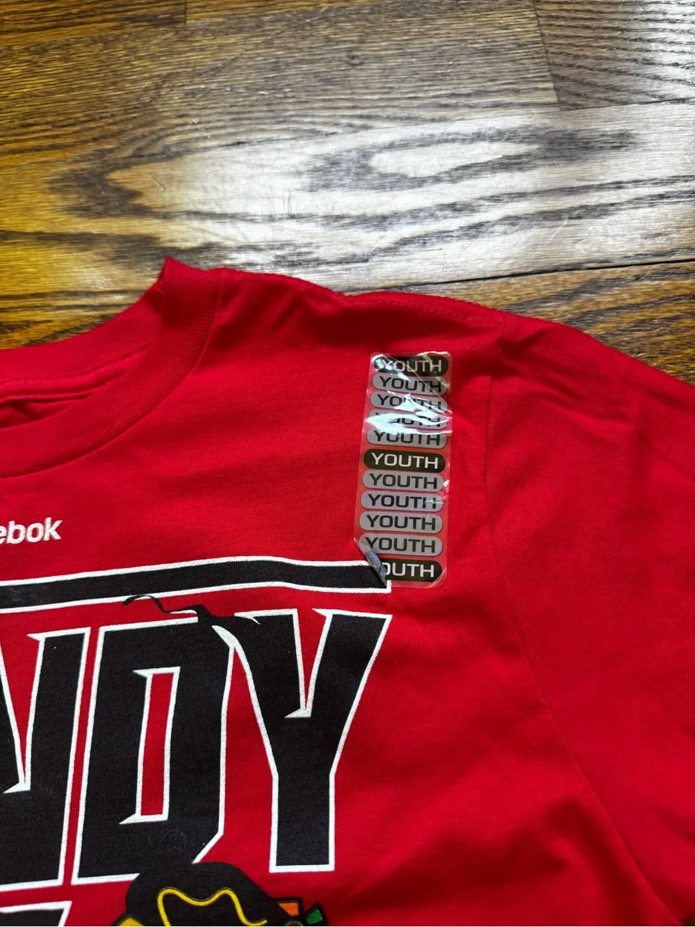 Chicago Blackhawks 2015 Stanley Cup Champions Reebok Youth M 10/12 Red Tee